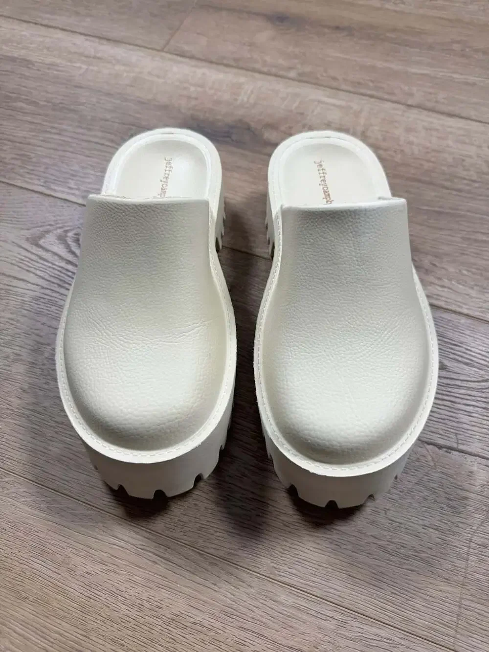 Jeffrey Campbell White Chunky Platform Clog Mules - Picture 2 of 6